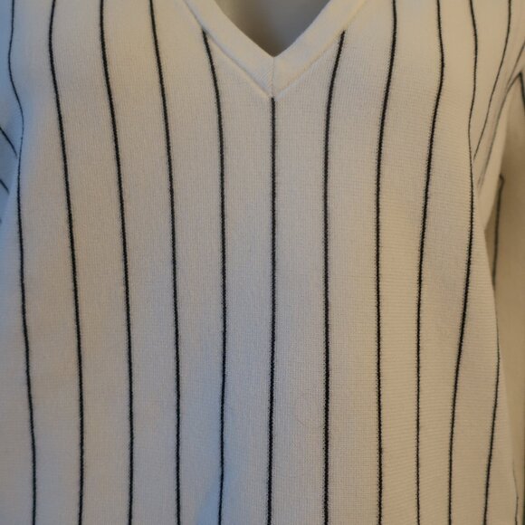 Womens Theory Hayden White Black Striped V-Neck Fringed Knit Pullover Sweater M* - Picture 6 of 12